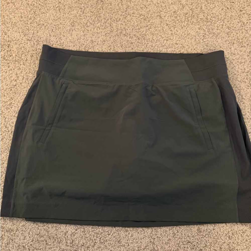 Athleta Dark Green Skirt